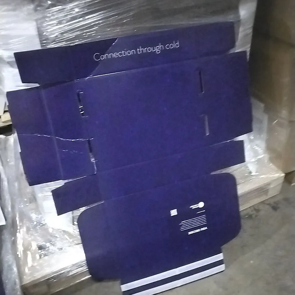PALLET CONTAINING CARDBOARD BOXES