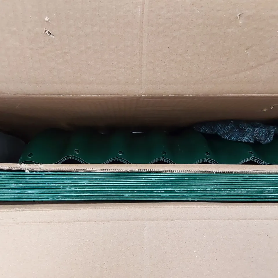 BOXED GARDEN RAISED BED -  GREEN POWDER-COATED STEEL (1 BOX)