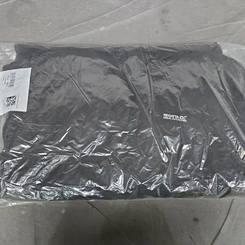 BAGGED REGATTA MENS THORNBRIDGE WATERPROOF INSULATED JACKET - UK SMALL