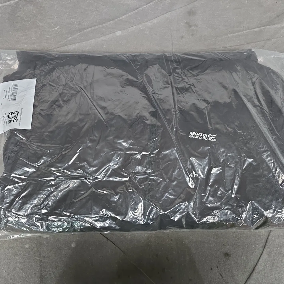 BAGGED REGATTA MENS THORNBRIDGE WATERPROOF INSULATED JACKET - UK SMALL