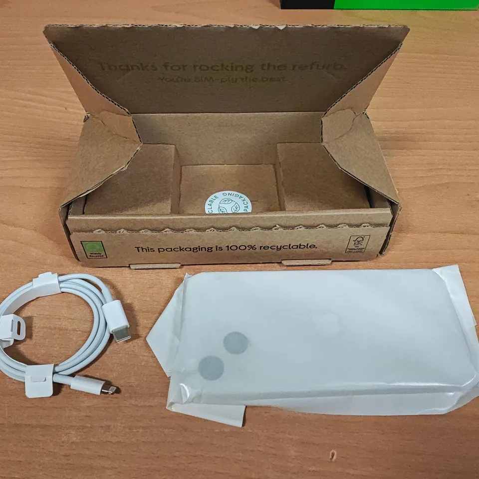 UNBOXED APPLE IPHONE 14 128GB IN STARLIGHT WHITE 