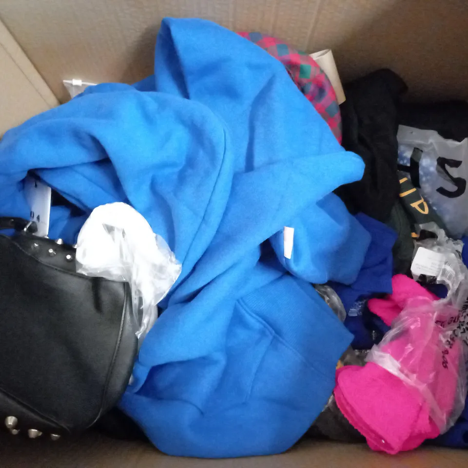  BOX OF ASSORTED CLOTHING ITEMS TOO INCLUDE DRESSES , SHIRTS AND TROUSERS IN VARIOUS SIZES AND COLOURS   