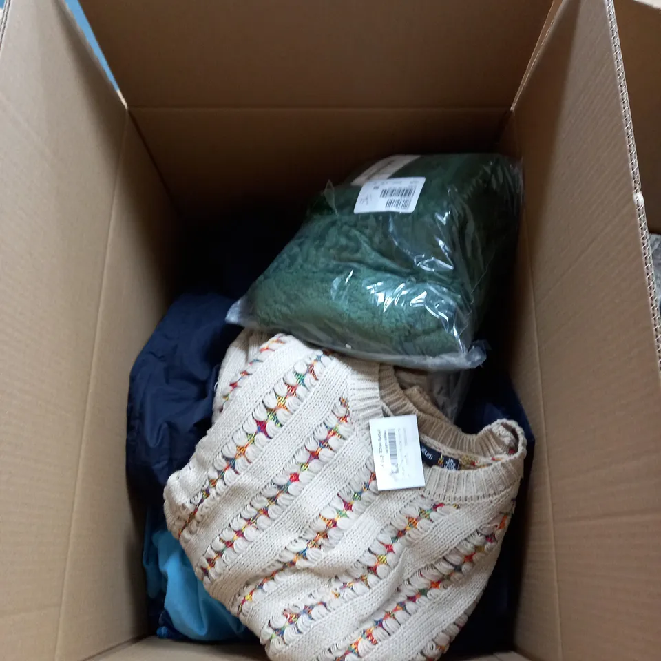 BOX OF ASSORTED ITEMS TO INCLUDE ROBES, SWEATERS, TOPS ETC 