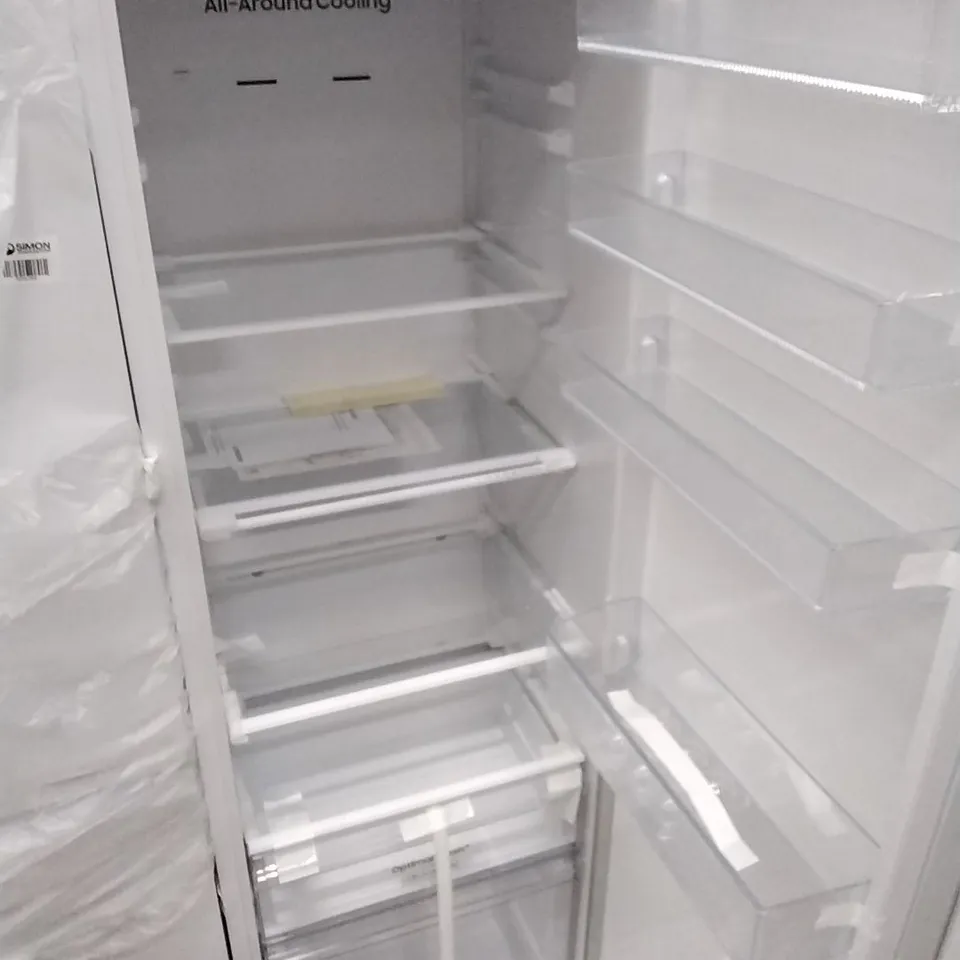 SAMSUNG
BRR29600EWW/EU BUILT-IN ONE DOOR FRIDGE WITH SPACEMAX TECHNOLOGY - WHITE