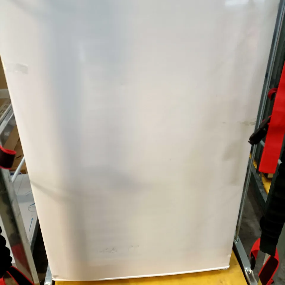HISENSE WHITE UNDERCOUNTER FRIDGE 170D48W2E 55cm