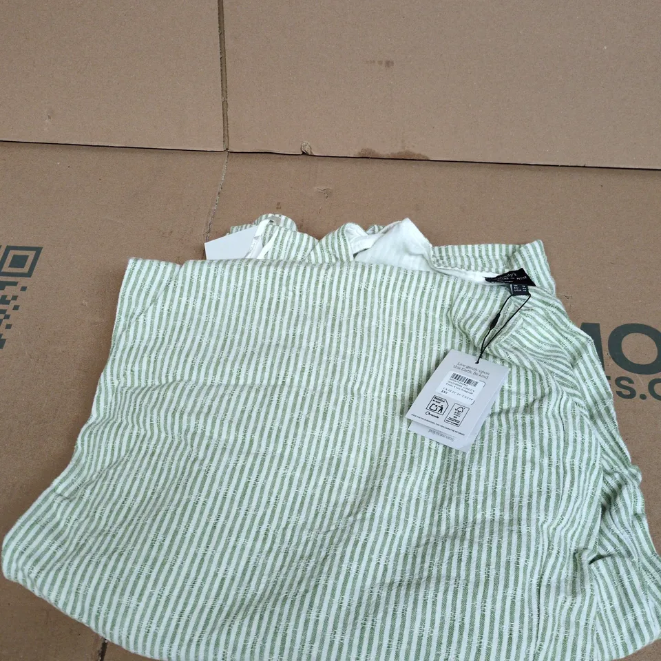 NOBODY'S CHILD PETITE CORAL JUMPSUIT – UK 18 (EU 46, US 14)