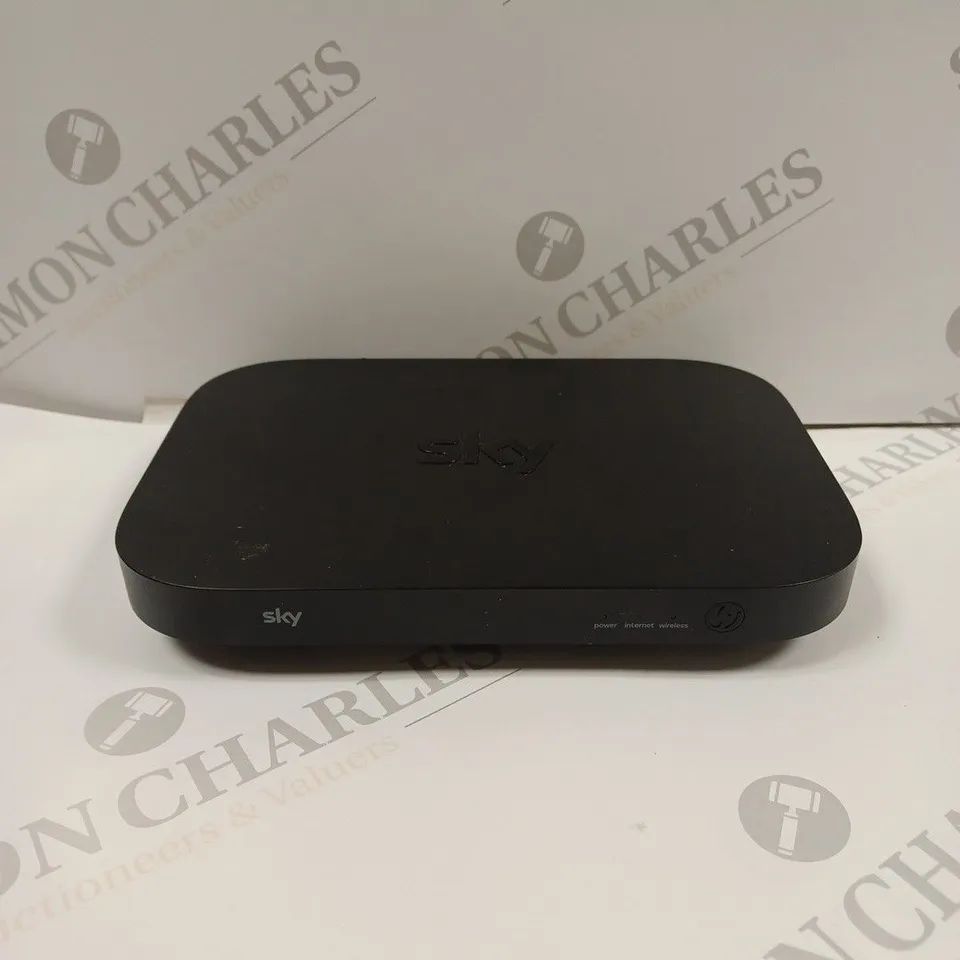 SKY ER115 Q HUB WIRELESS INTERNET BROADBAND ROUTER.