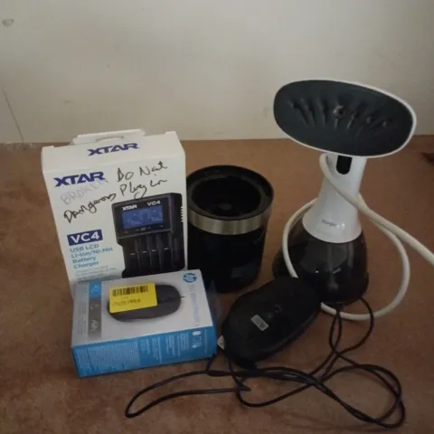 APPROXIMATELY 6 ASSORTED ELECTRICAL PRODUCTS TO INCLUDE BATTERY CHARGER, HP MOUSE, HANDHELD GARMENT STEAMER, ETC