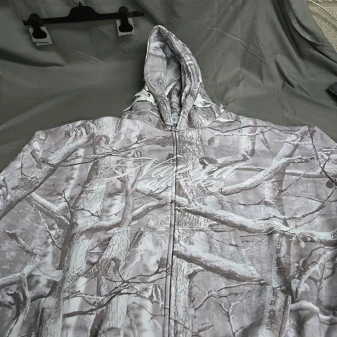 Camouflage print hooded jacket – zip front, front pockets