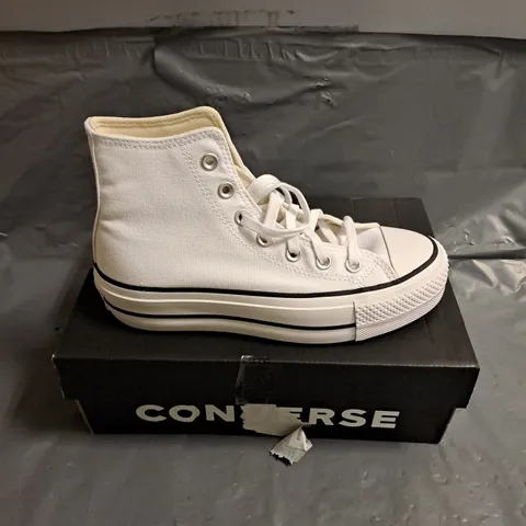 BOXED PAIR OF CONVERSE ALL STAR PLATFORM TRAINERS IN WHITE SIZE WOMENS UK 3.5