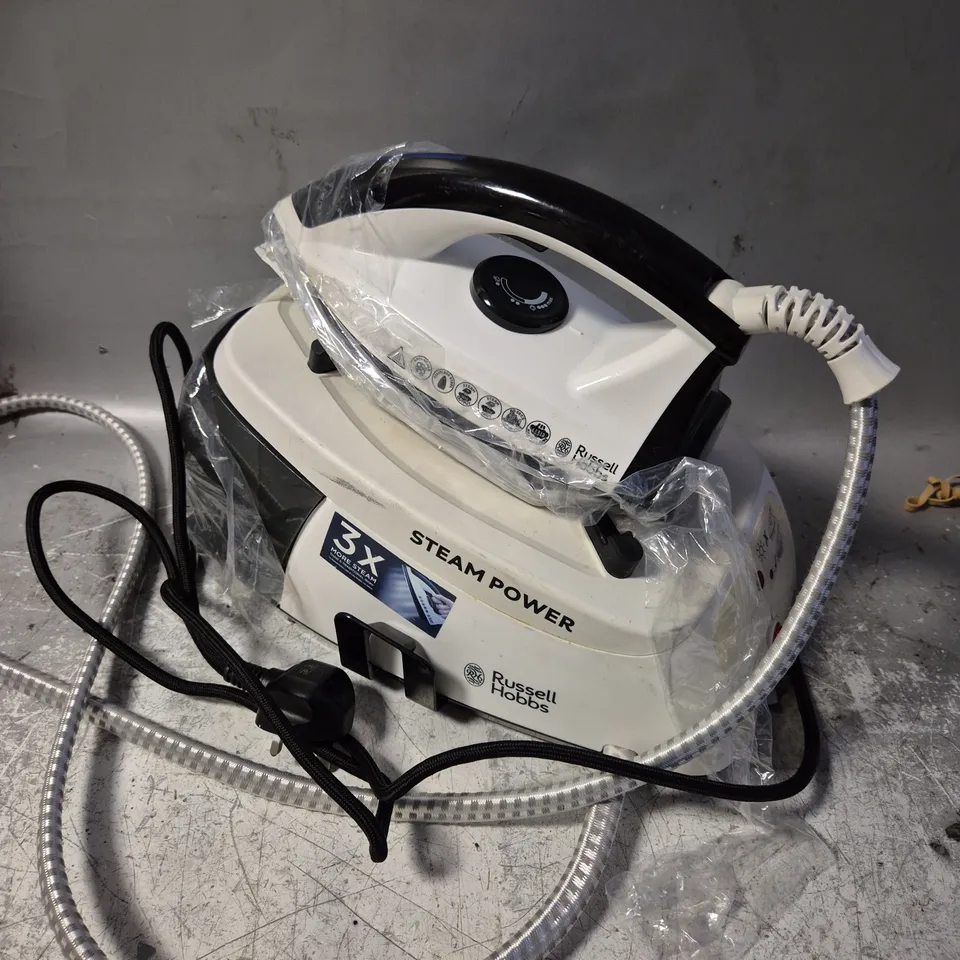 RUSSELL HOBBS STEAM POWER IRON 