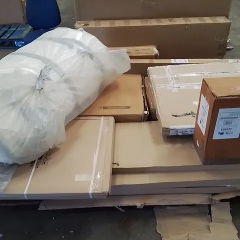 PALLET CONTAINING VARIOUS ASSORTED INCOMPLETE FURNITURE PARTS AND FOAM MATTRESS