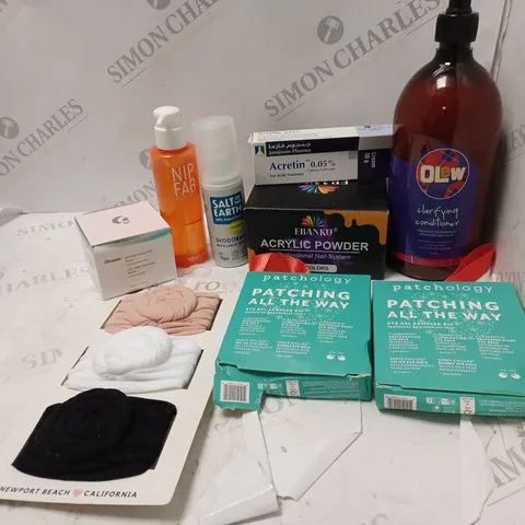 LOT OF BEAUTY PRODUCTS TO INCLUDE GLOSSIER PRIMING MOISTURIZER, EBANKU ACRYLIC POWDER, ETC