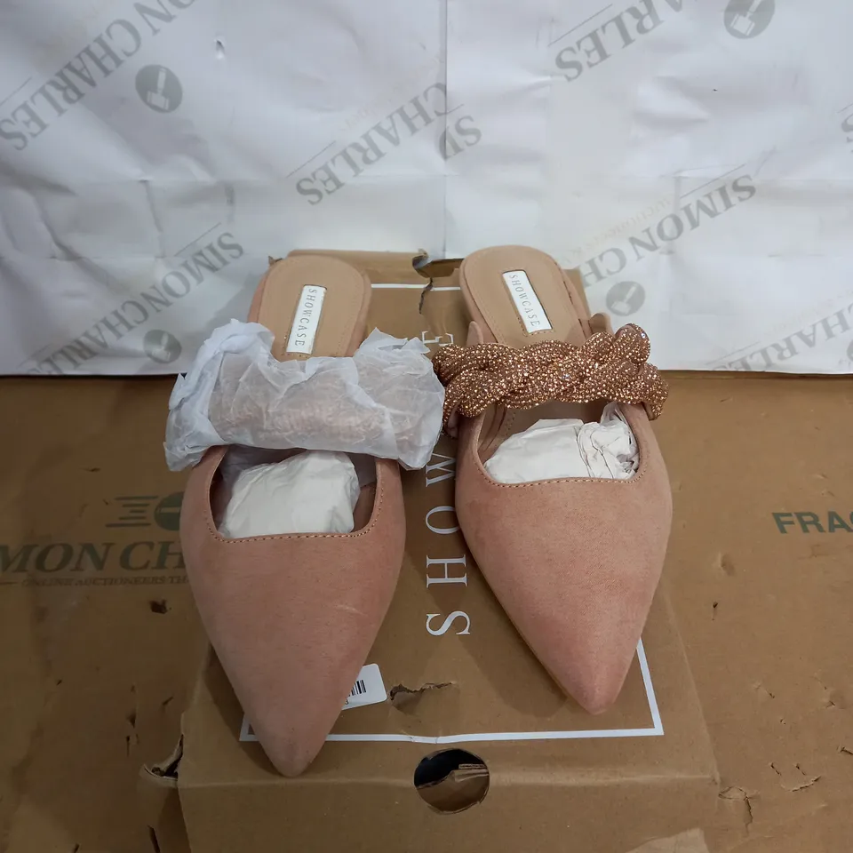 LUCY EMBELLISHED TWO STRAP FLAT MULE SIZE 7