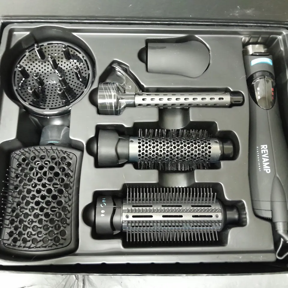 BOXED REVAMP PROGLOSS 6 IN 1 AIRSTYLER