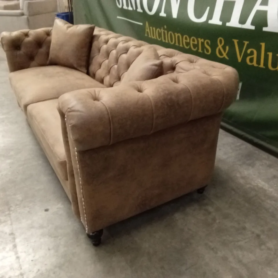 DESIGNER CHESTERFIELD 3 SEATER FABRIC SOFA - BROWN LEATHER-LOOK