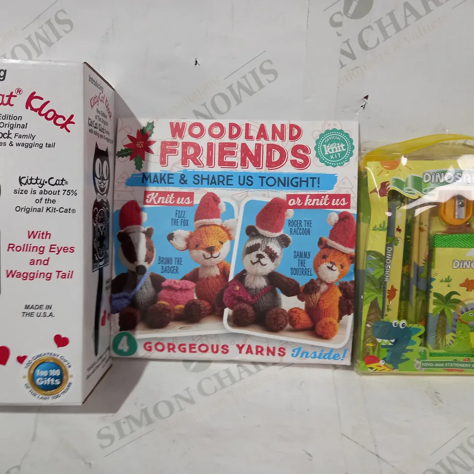 BOX OF APPROXIMATELY 10 ASSORTED TOYS AND GAMES TO INCLUDE WOODLAND FRIENDS YARNS, DINOSAUR STATIONARY SET, KITTY-CAT KLOCK