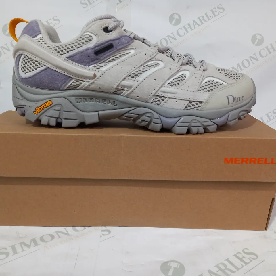 BOXED PAIR OF MERRELL SHOES IN STONE GREY/PURPLE UK SIZE 9.5