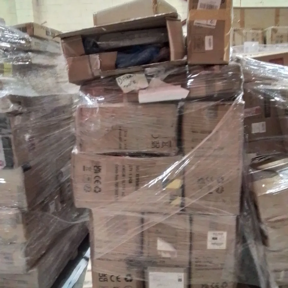 PALLET OF ASSORTED HOUSEHOLD GOODS AND PRODUCTS TO INCLUDE;OFFICE CHAIR,CAT LITTER TRAY,DRESSING STOOL
