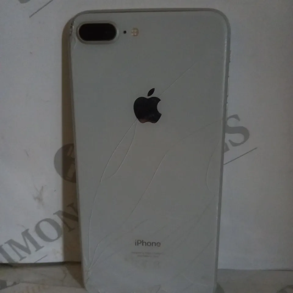 BOXED APPLE IPHONE 8 PLUS - WHITE