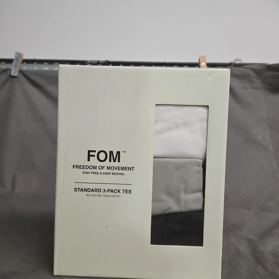 FOM FREEDOM OF MOVEMENT 3-PACK TEE – SIZE SMALL