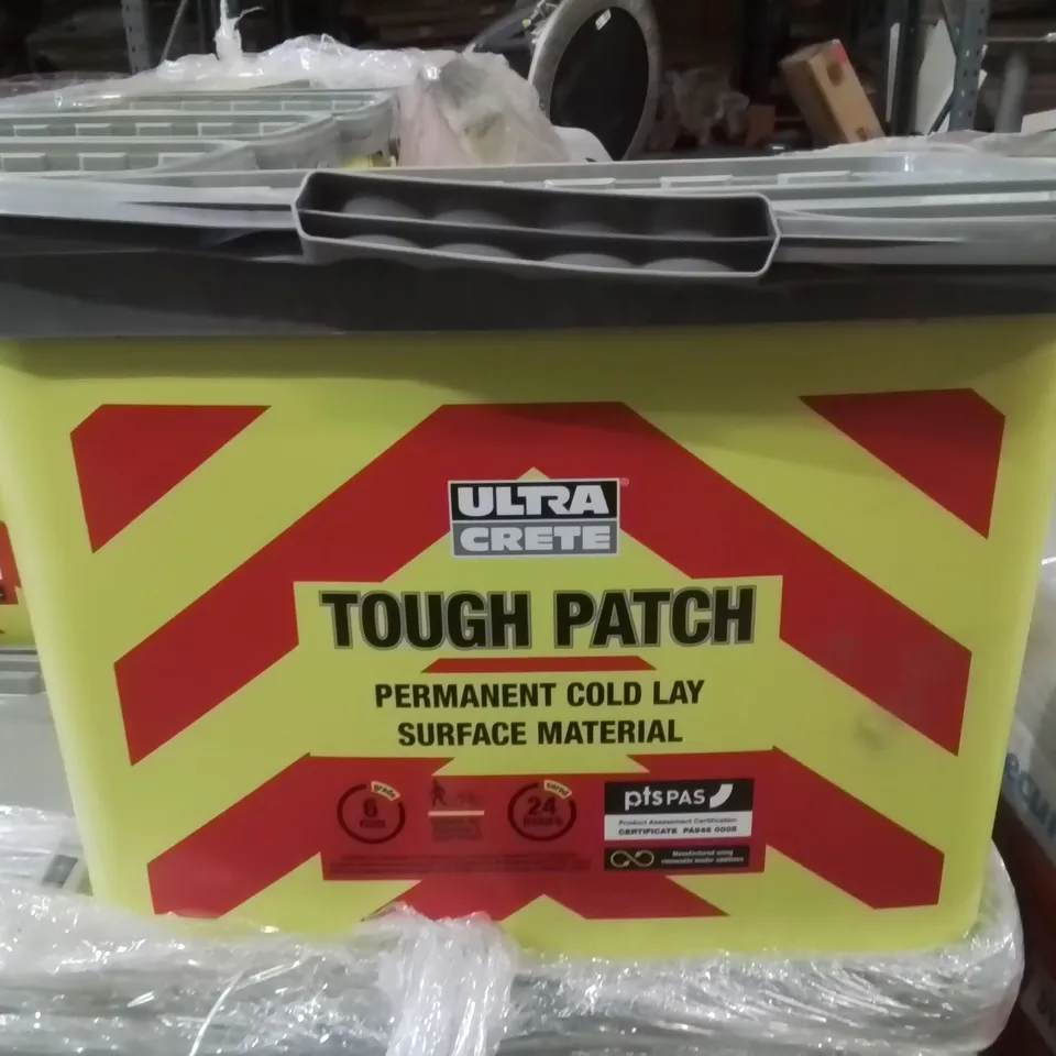 PALLET OF ULTRACRETE TOUGH PATCH POTHOLES REPAIR APPROXIMATELY 26 CASES  //EXPIRY DATE 18.05.25 26KG PER CASE