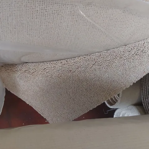 ROLL OF QUALITY DURHAM TWEED IONA CARPET - APPROXIMATELY 5.5 x 5m