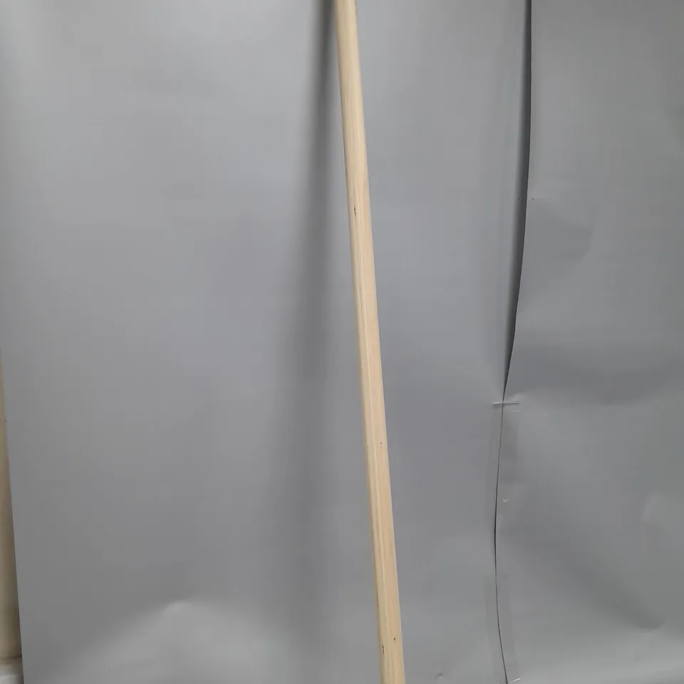FAITHFULL WOODEN BROOM HANDLE 122CM LENGTH 28MM DIAM