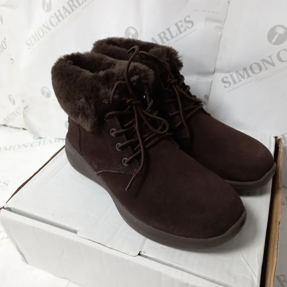 BOXED PAIR OF SKECHERS GO WALK STABILITY SUEDE BOOTS IN CHOCOLATE - UK SIZE 4