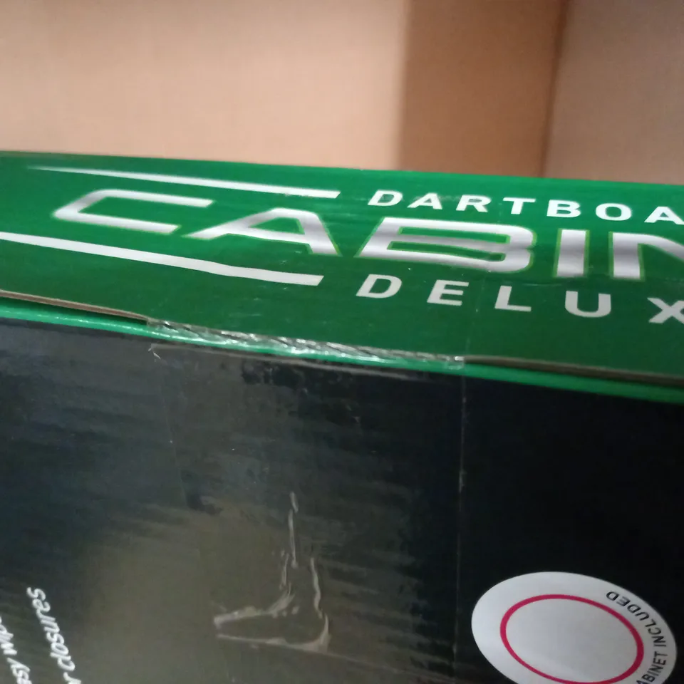 BOXED WINMAU DELUXE DARTBOARD CABINET