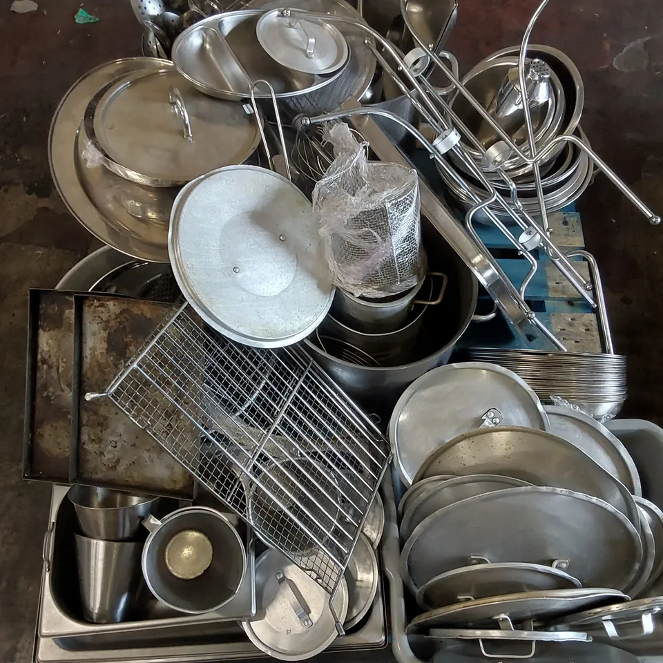PALLET TO CONTAIN A LARGE ASSORTMENT OF METAL CATERING EQUIPMENT 