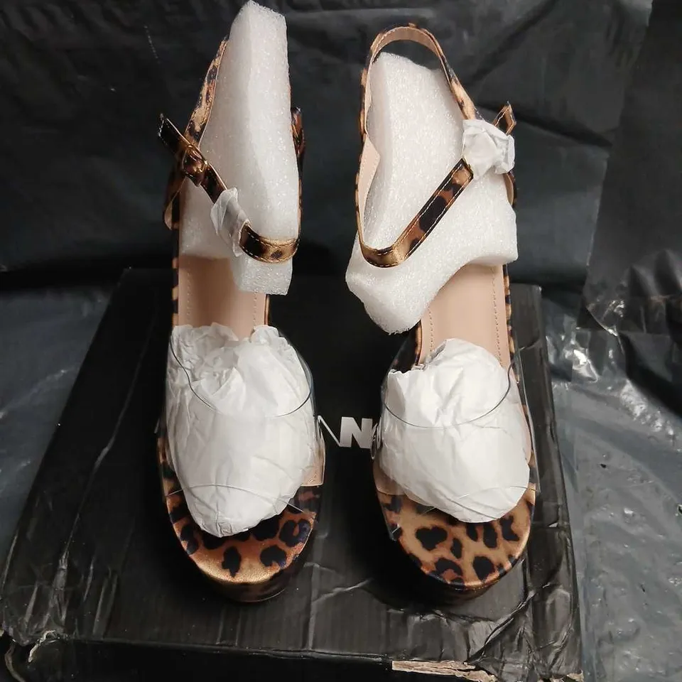 FASHION NOVA LEOPARD PRINT PLATFORM SANDALS – UK 8 (SKYLINE02)