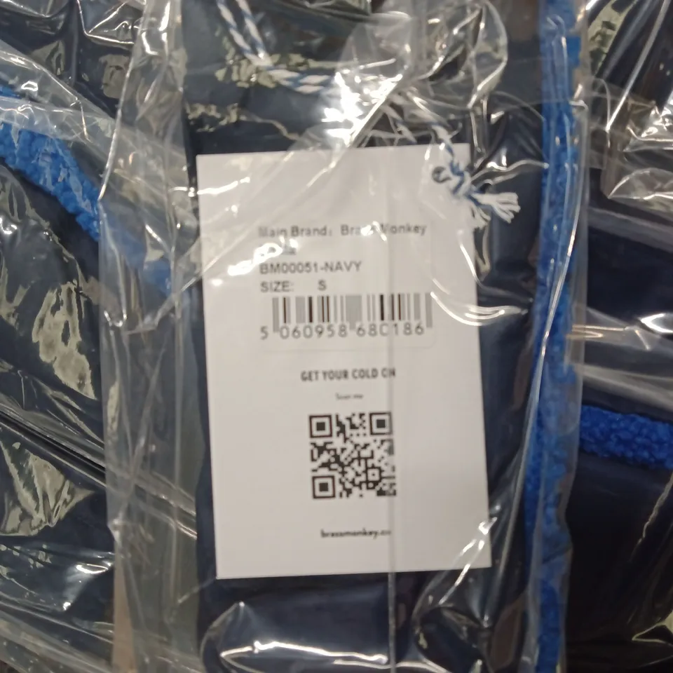 BOX OF APPROXIMATELY 30 X BRAND NEW BRASS MONKEY DIP MATS - NAVY // SIZE: S