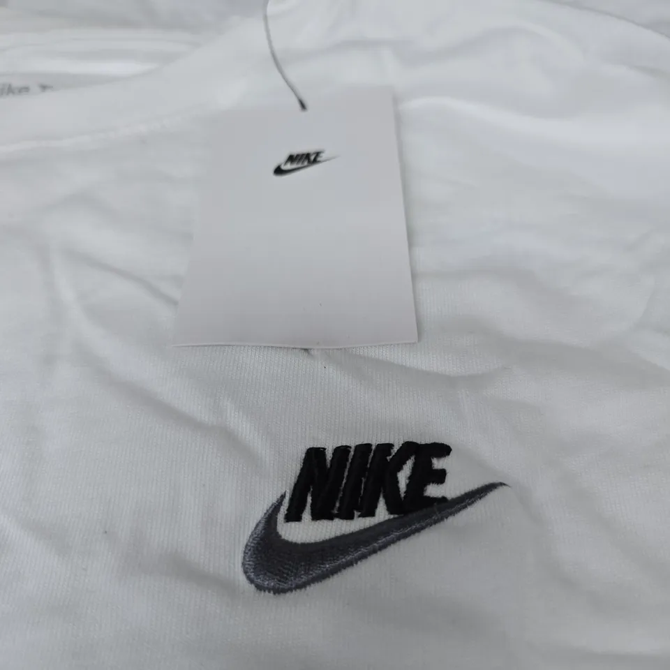 NIKE WHITE COTTON T-SHIRT – EMBROIDERED SWOOSH, SIZE XL