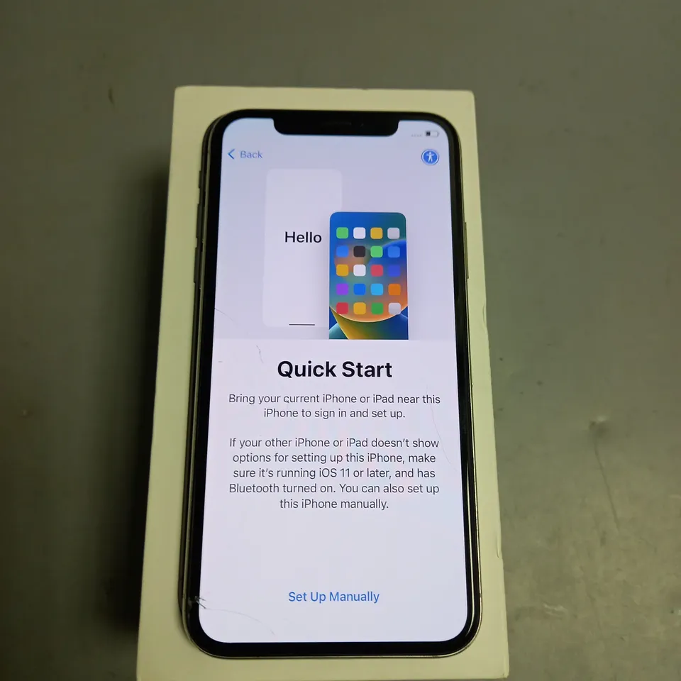 BOXED IPHONE XS 64GB WHITE