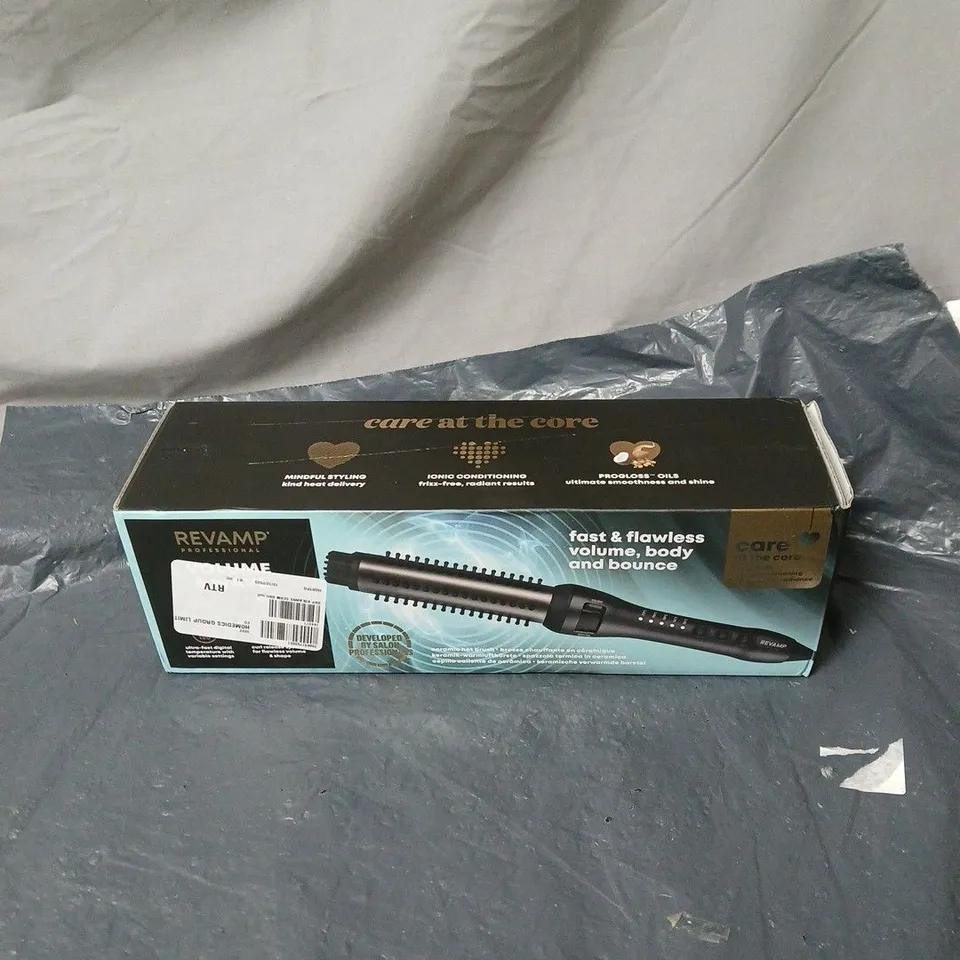 REVAMP VOLUME AND WAVE BRUSH BOXED
