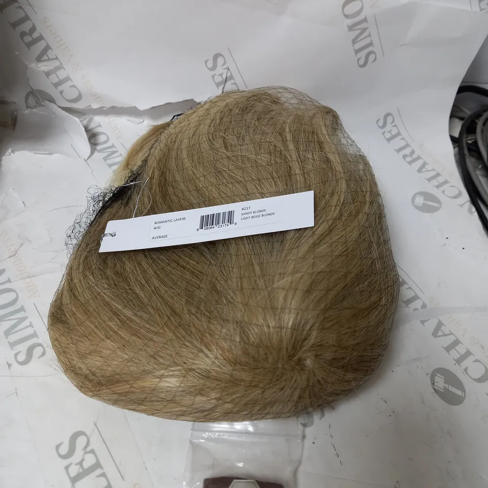 ROMANTIC LAYERS WIG BY HAIRDO - SANDY BLONDE 