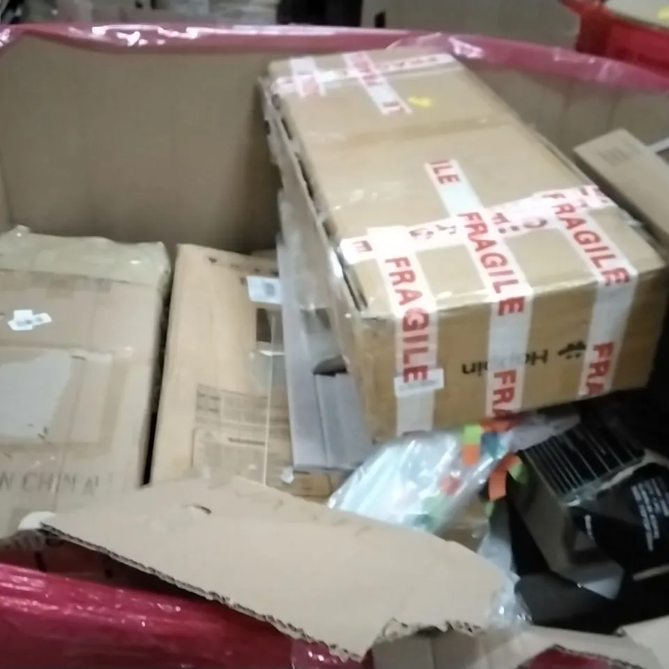 PALLET OF ASSORTED PRODUCTS AND HOUSEHOLD GOODS TO INCLUDE;TRAMPOLINE,TREADMILL,STAINLESS STEEL PLATE