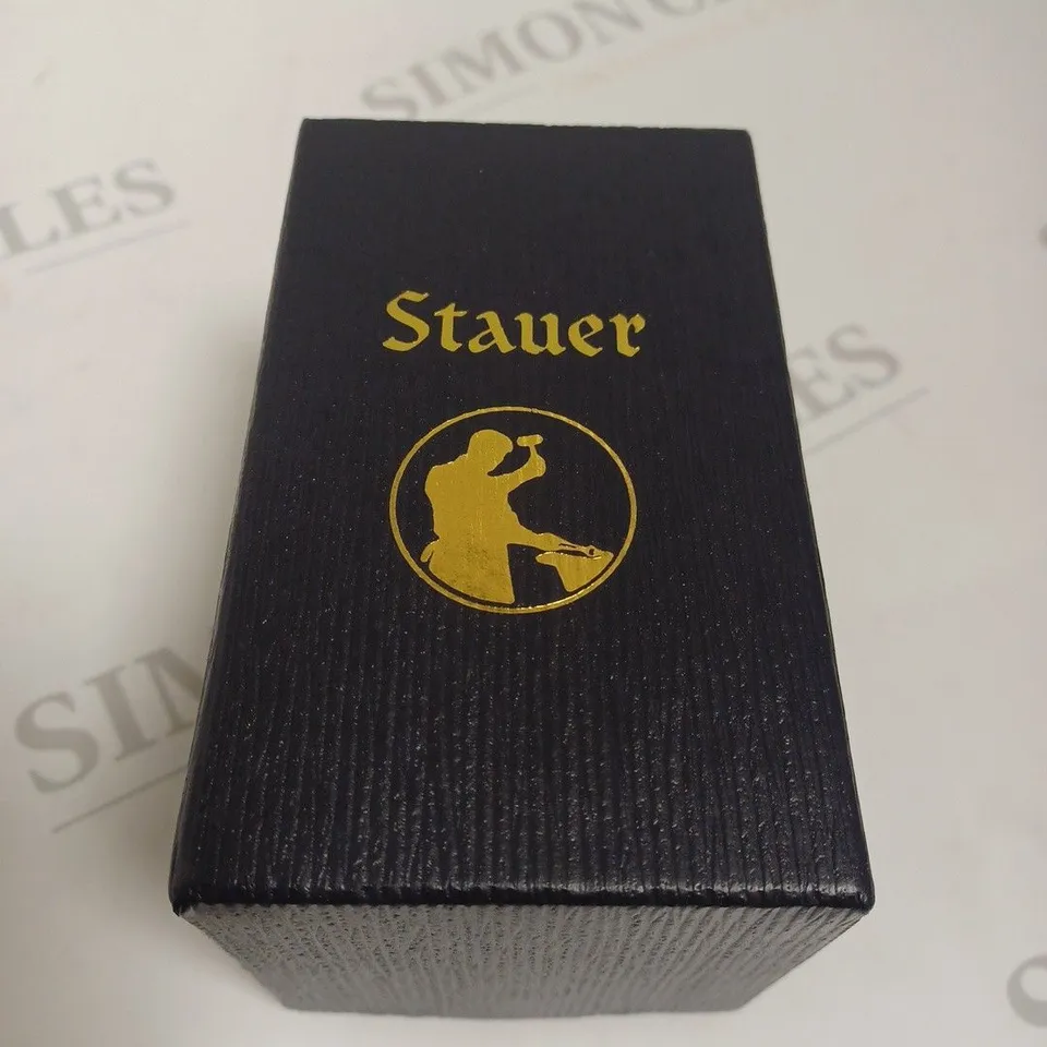 BOXED STAUER GENTS TIGER SHARK DIVE WATCH STAINLESS STEEL - RED & BLUE