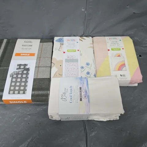 LARGE BOX OF APPROXIMATELY 10 ASSORTED ITEMS TO INCLUDE DUVET SETS, TOWELS AND THROWS