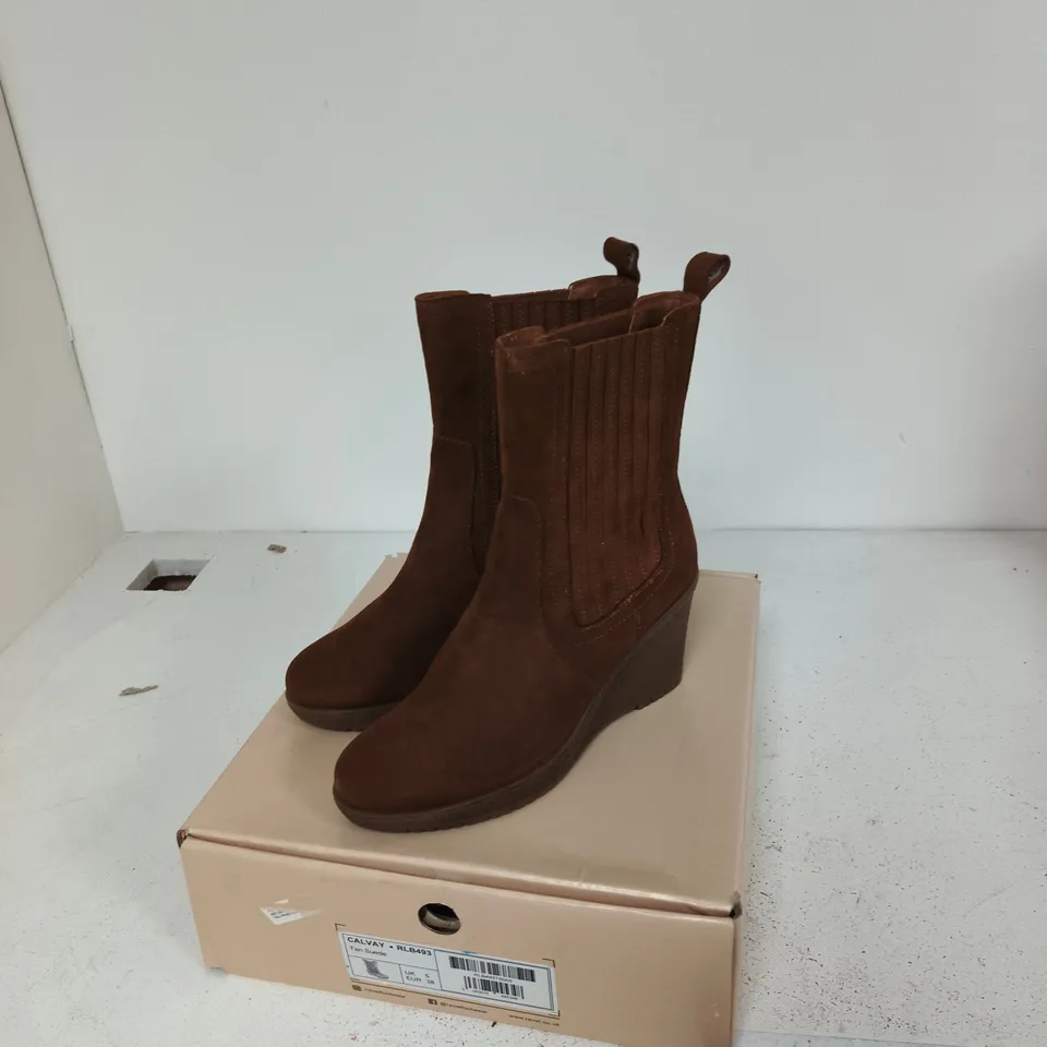 RAVEL TAN SUEDE CHELSEA BOOTS – WOMEN'S UK 5 (EU 38)