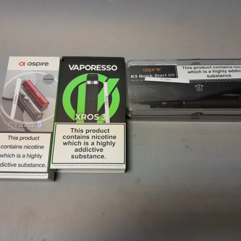 APPROXIMATELY 10 ASSORTED E-CIGARETTES TO INCLUDE ASPIRE K3 QUICK STARTER KIT, VAPORESSO XROS 3, ASPIRE CYBER S, ETC