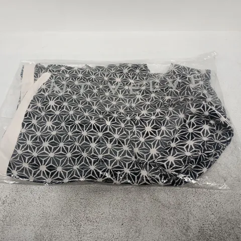 MINT VELVET NAVY GEO PRINT WIDE-LEG TROUSERS – SIZE L 