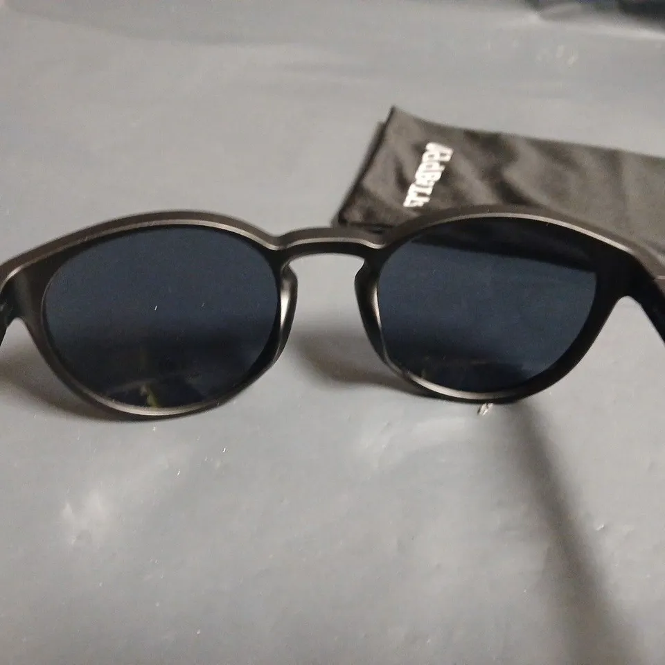 ODDBALLS BLACK FRAMED GLASSES