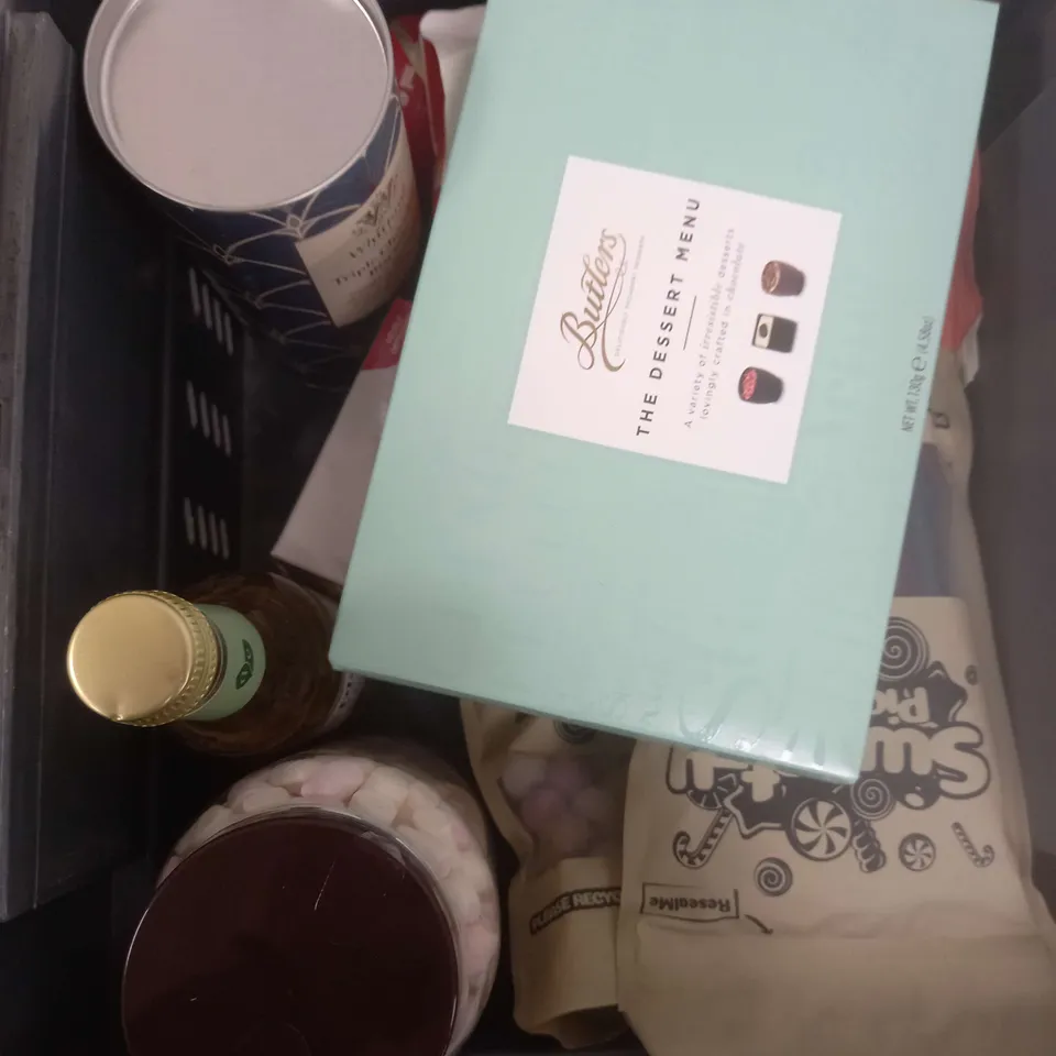 BOX OF APPROXIMATELY 10 ASSORTED COSMETIC ITEMS TO INCLUDE - BREASTFEEDING COOKIES, FREEZE DRIED CANDY, KOMBUCHA ETC