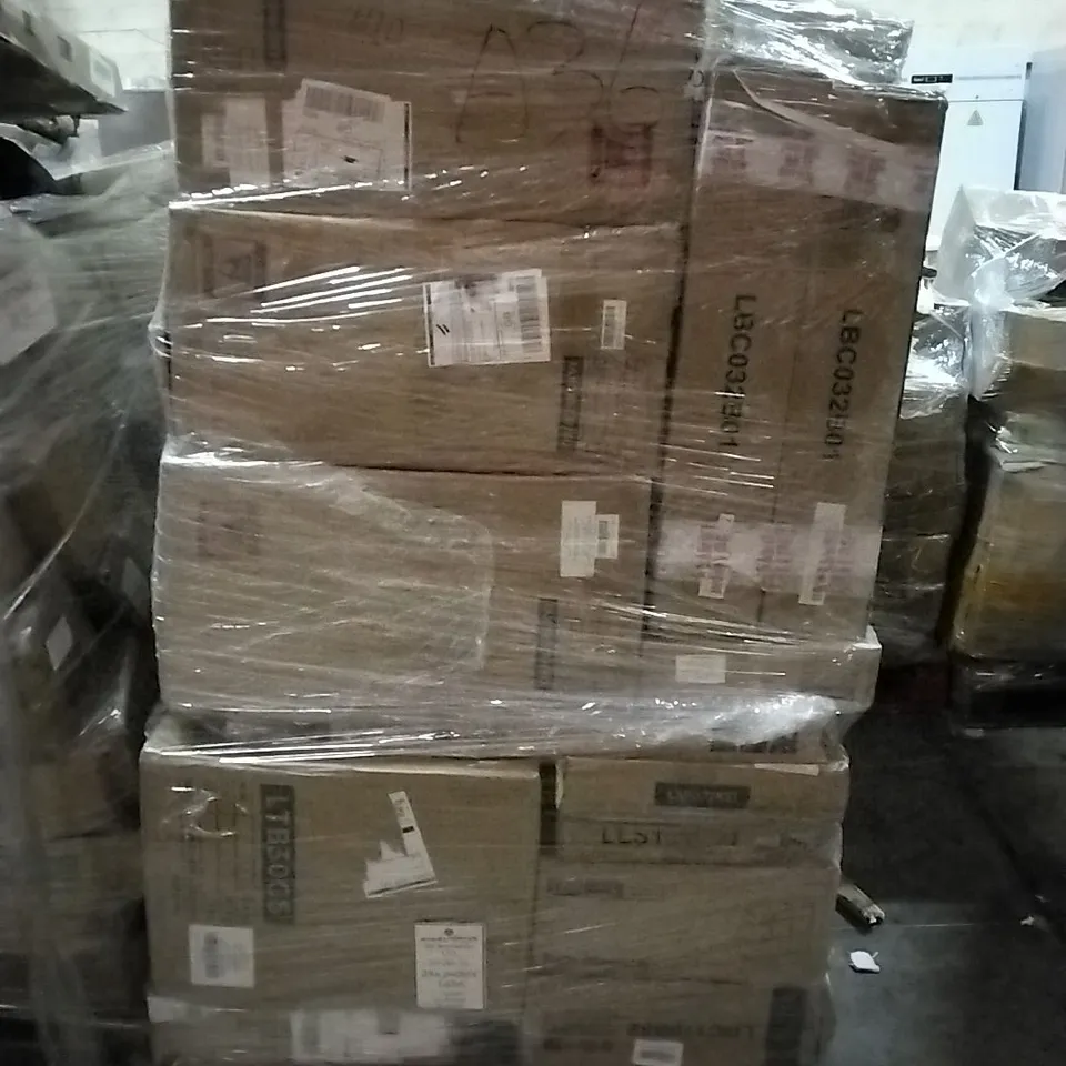 PALLET OF HOUSEHOLD ITEMS TO INCLUDE Dumbbell, Metal wire storage cube, office chair and other assorted items