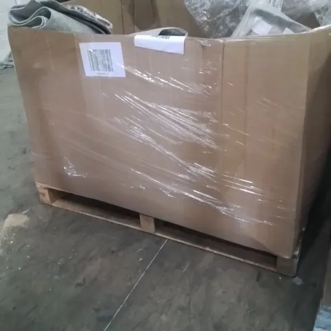 PALLET OF TECH,CASES,,JEWELLERY,AUTO PARTS,HOME DECOR PRODUCTS AND ITEMS TO INCLUDE;PHONE CASE,AREA RUG,VACUUM PUMP