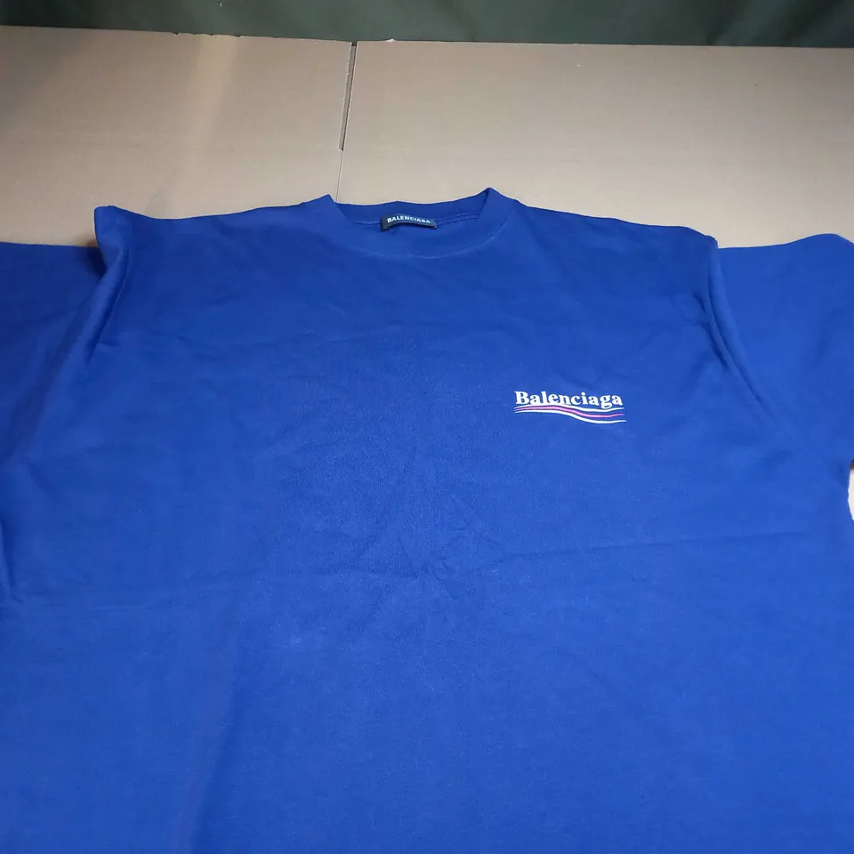 BALENCIAGA POLITICAL OS TEE IN PACIFIC BLUE - M (48)
