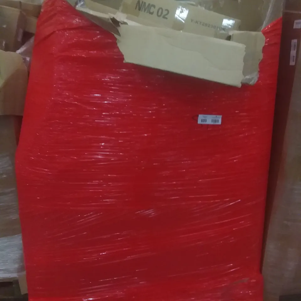 PALLET OF ASSORTED ITEMS INCLUDING CHAIR WITH HANDLES, MIRROR, CLOCK