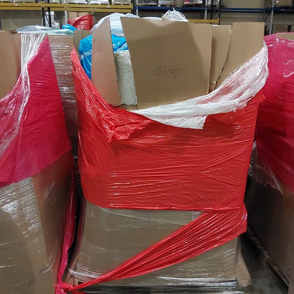 PALLET OF ASSORTED ITEMS INCLUDING: FOLDING BED, IRONING BOARD, TOILET SEAT, FLOATING SHELF, COFFEE TABLE 